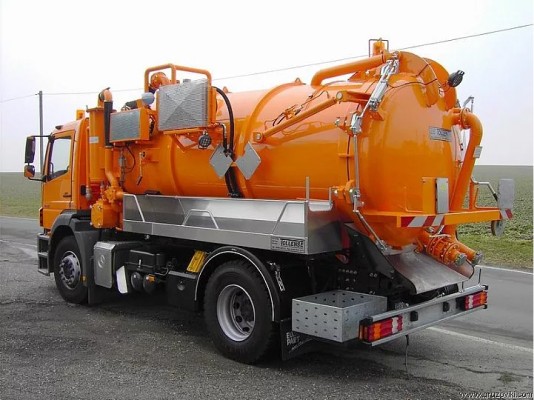 ФОТО Откачка ила и песка ФОТО Откачка ила и песка